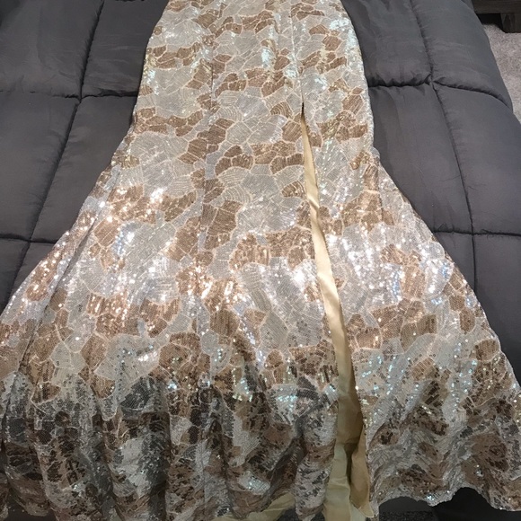 Formal Prom Dress Gown Sequin Gold and Sliver Cire - Picture 11 of 11